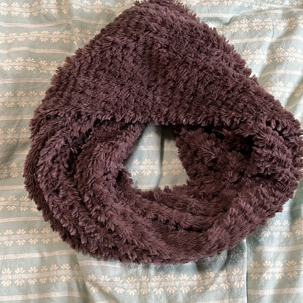 Fur infinity scarf - Picture 2 of 3